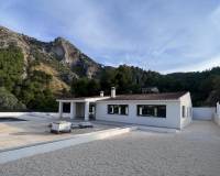 Nueva construcción  - villa - Penàguila - El Olivar
