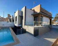 Nueva construcción  - villa - Torrevieja - La Mata pueblo