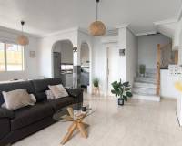 Resale - Duplex - Daya Nueva