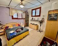 Resale - Finca / Country Property - Guardamar del Segura