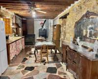 Resale - Finca / Country Property - Orihuela