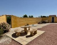 Resale - Finca / Country Property - Orihuela