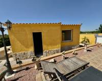 Resale - Finca / Country Property - Orihuela