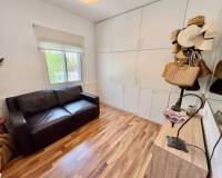 Resale - Finca / Country Property - Torrellano