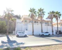 Resale - Semi-Detached Villa - Ciudad Quesada