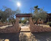 Venta - Finca / Country Property - Los Montesinos