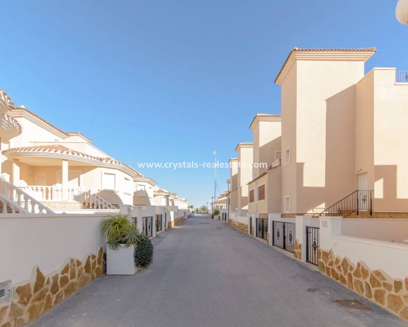 Nieuwbouw - Villa / Half vrijstaand - San Miguel de Salinas