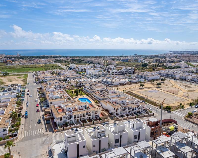 Nouvelle construction - villa - Orihuela Costa - Punta Prima