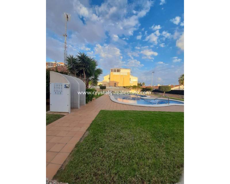 Resale - Bungalow - Torrevieja - Costa Blanca