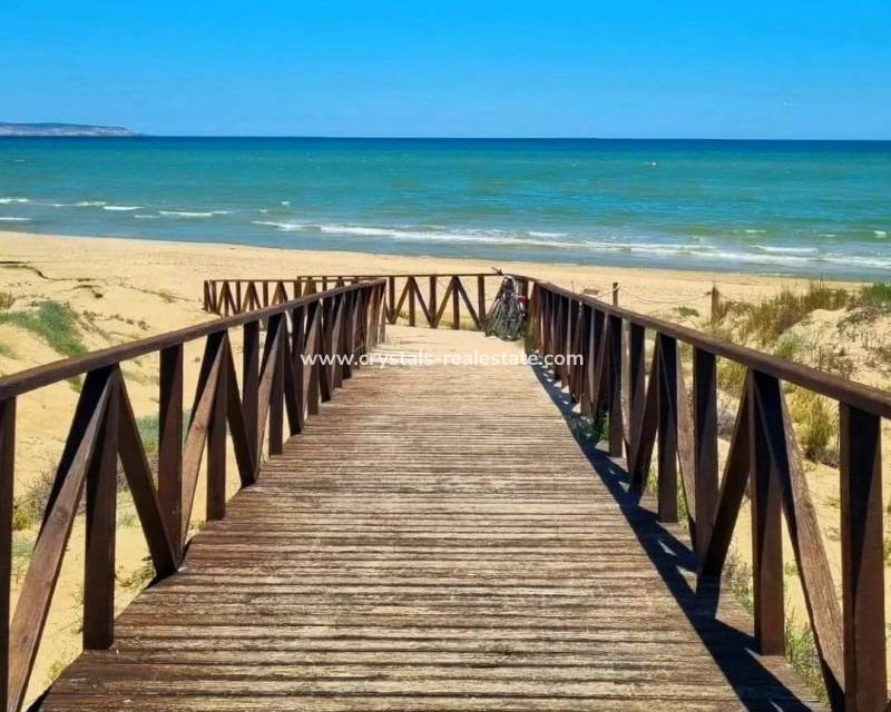 Revente - Semi - Detached Villa - Ciudad Quesada