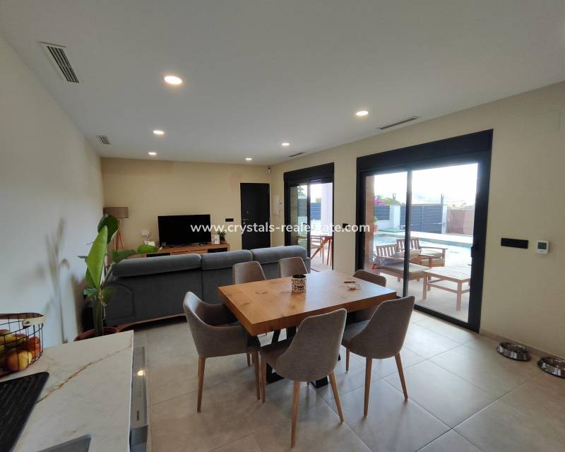 Nouvelle construction - villa - Pinoso - Campo