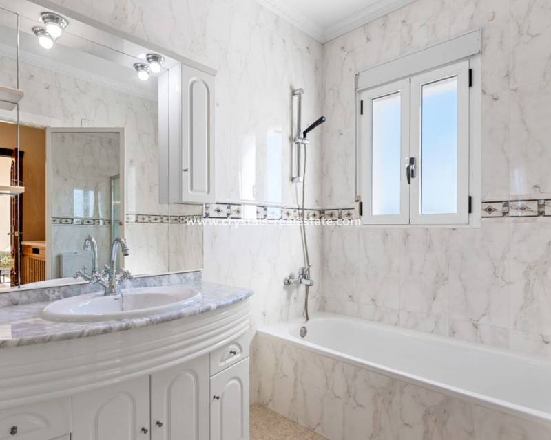 Revente - villa - Almoradí - Lomas de La Juliana