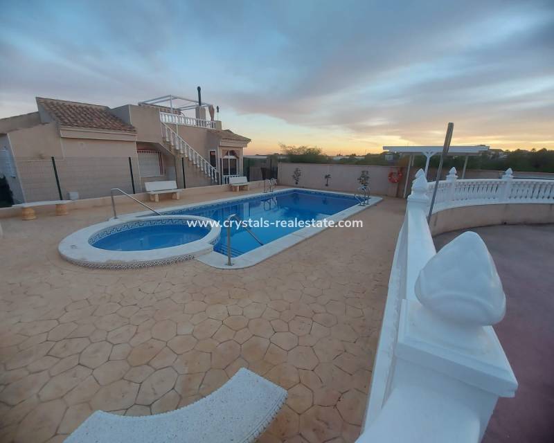 Resale - Detached Villa - Algorfa