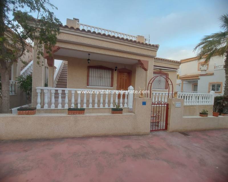Resale - Detached Villa - Algorfa
