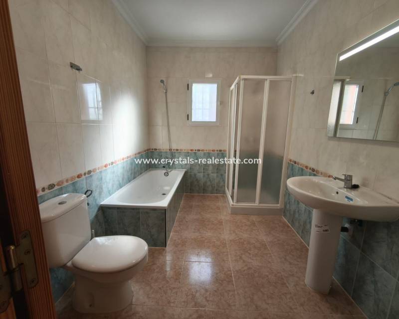 Resale - Detached Villa - Algorfa