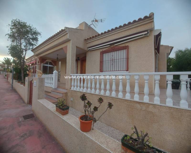Resale - Detached Villa - Algorfa