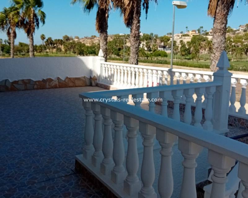 Resale - Semi-Detached Villa - Ciudad Quesada