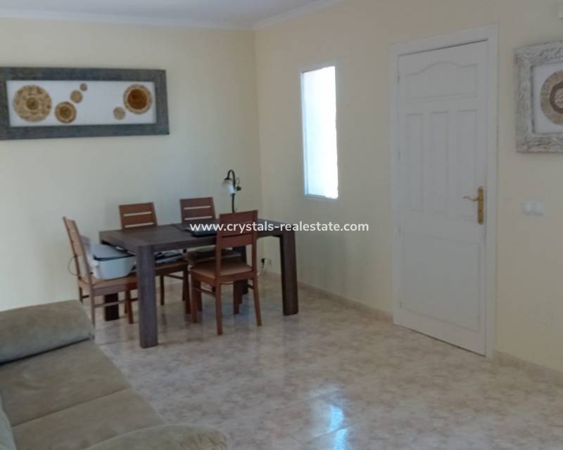 Resale - Semi-Detached Villa - Ciudad Quesada