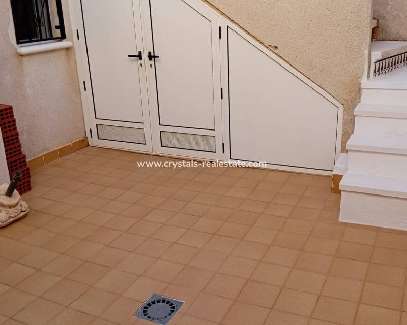 Resale - Semi-Detached Villa - Ciudad Quesada