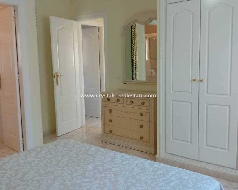 Resale - Semi-Detached Villa - Ciudad Quesada