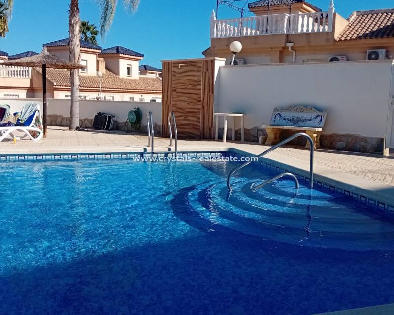 Resale - Semi-Detached Villa - Ciudad Quesada