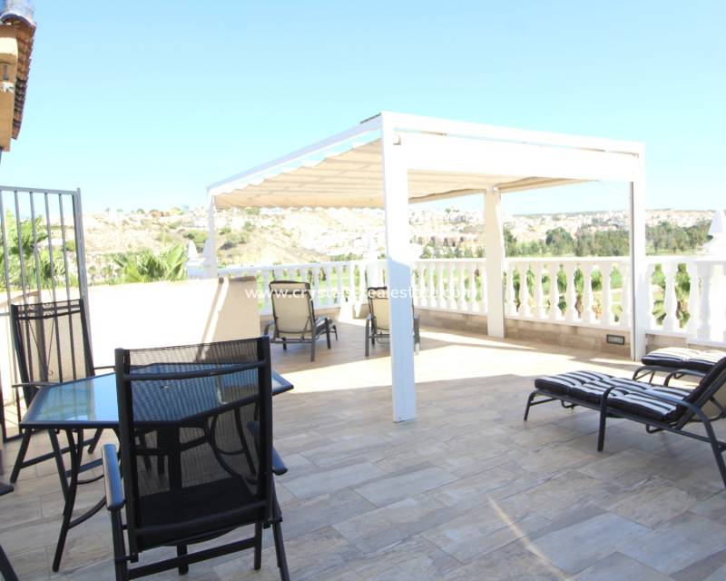 Resale - Semi-Detached Villa - Ciudad Quesada