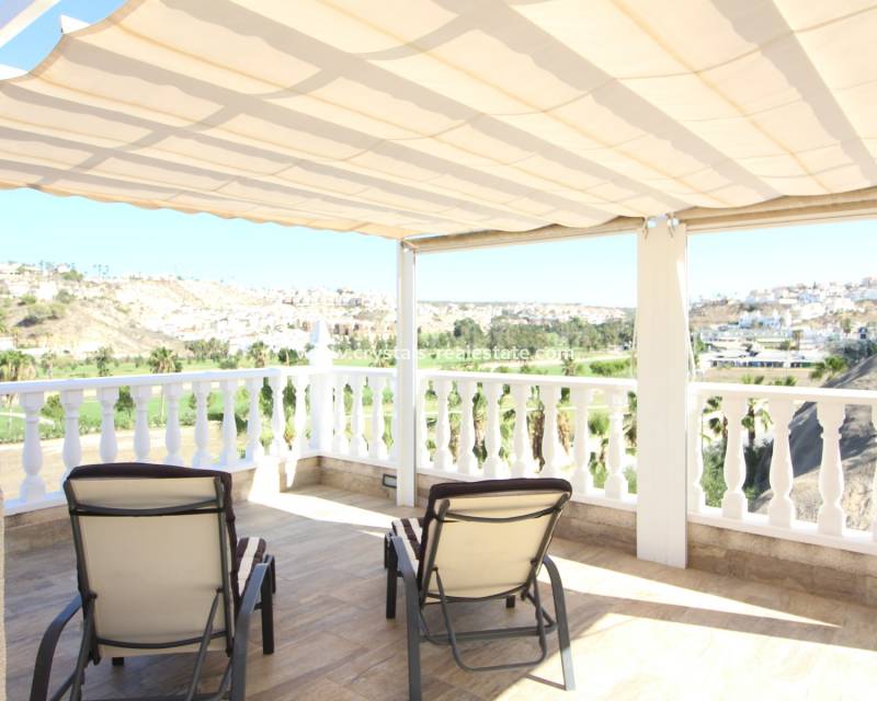 Resale - Semi-Detached Villa - Ciudad Quesada
