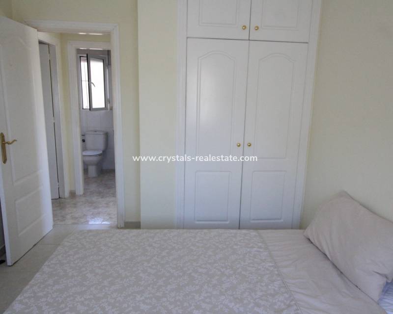 Resale - Semi-Detached Villa - Ciudad Quesada