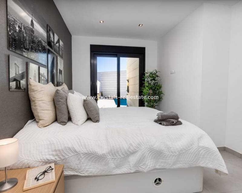 New Build - villa - Pilar de la Horadada - pueblo