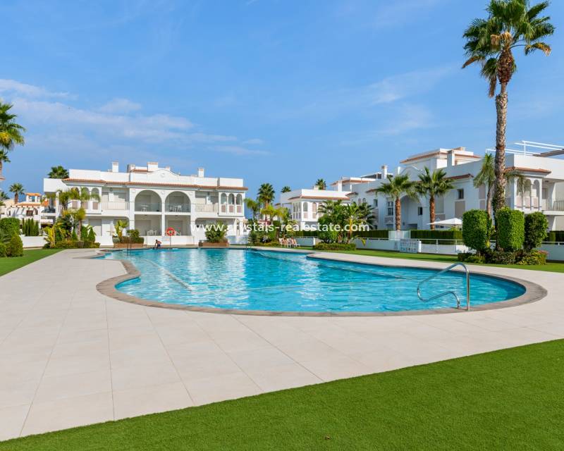 Resale - Apartment - Ciudad Quesada - Doña Pepa