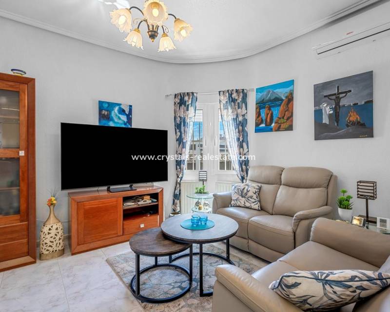 Resale - villa - Ciudad Quesada - Central Quesada