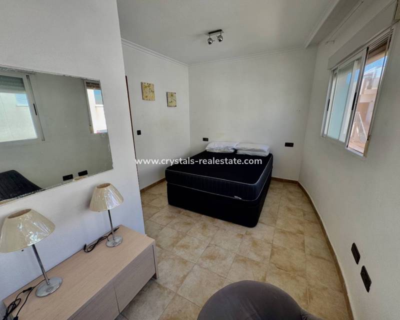 Resale - villa - Guardamar del Segura