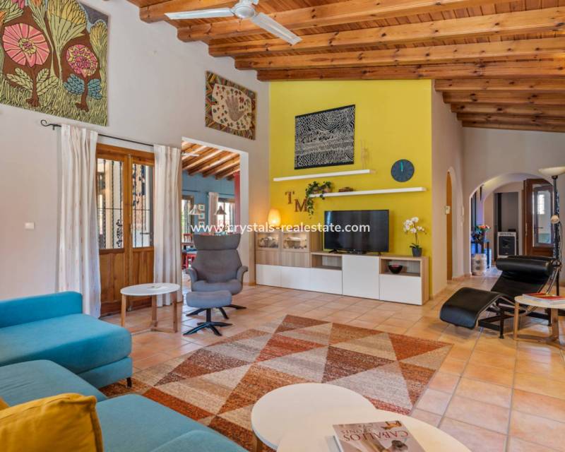 Resale - Finca / Country Property - Catral