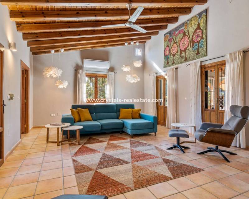 Resale - Finca / Country Property - Catral