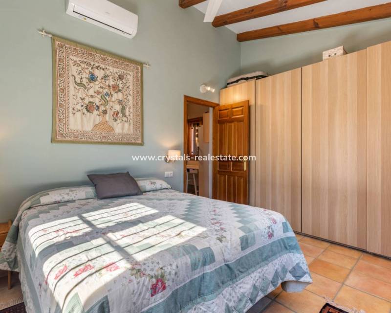 Resale - Finca / Country Property - Catral