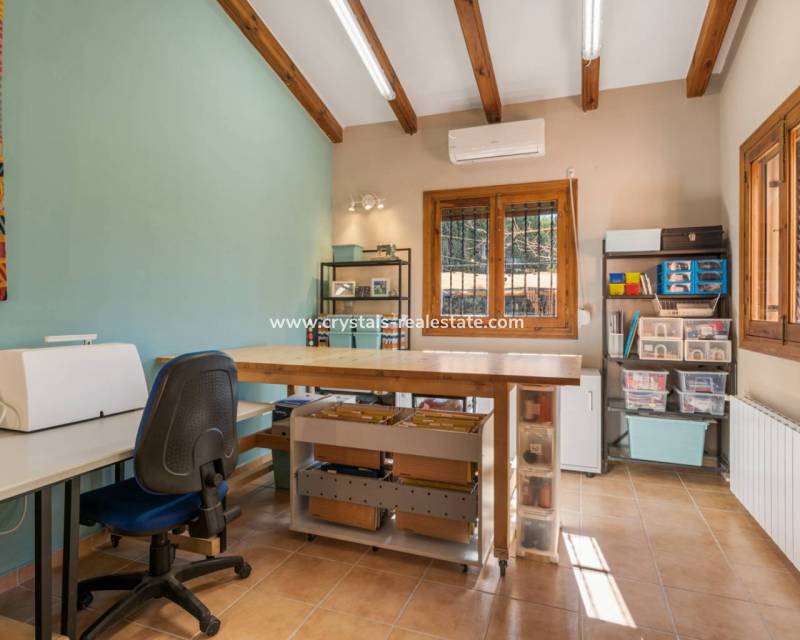 Resale - Finca / Country Property - Catral