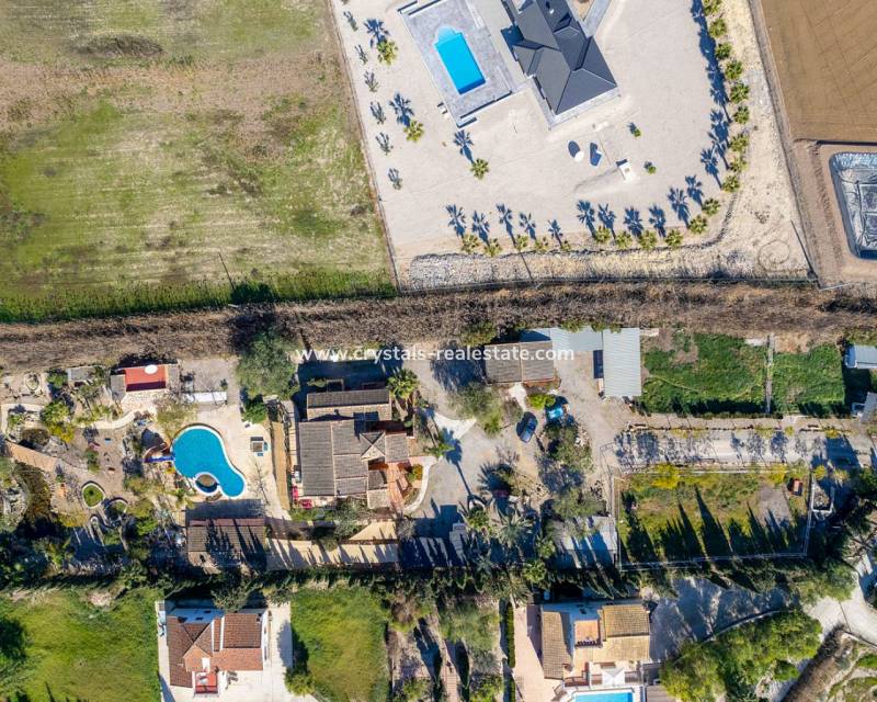 Resale - Finca / Country Property - Catral