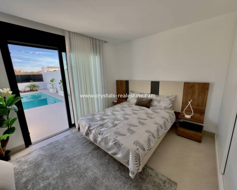 New Build - villa - Benijofar