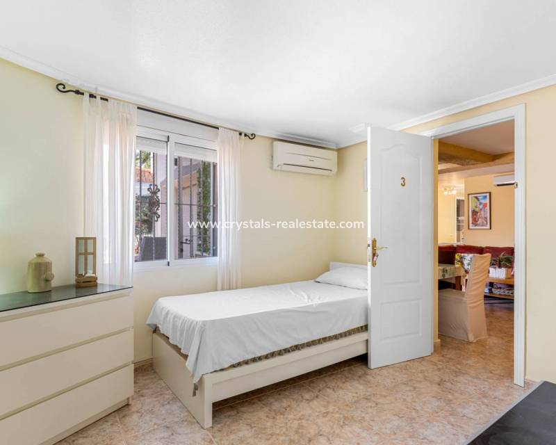 Resale - villa - Benijofar