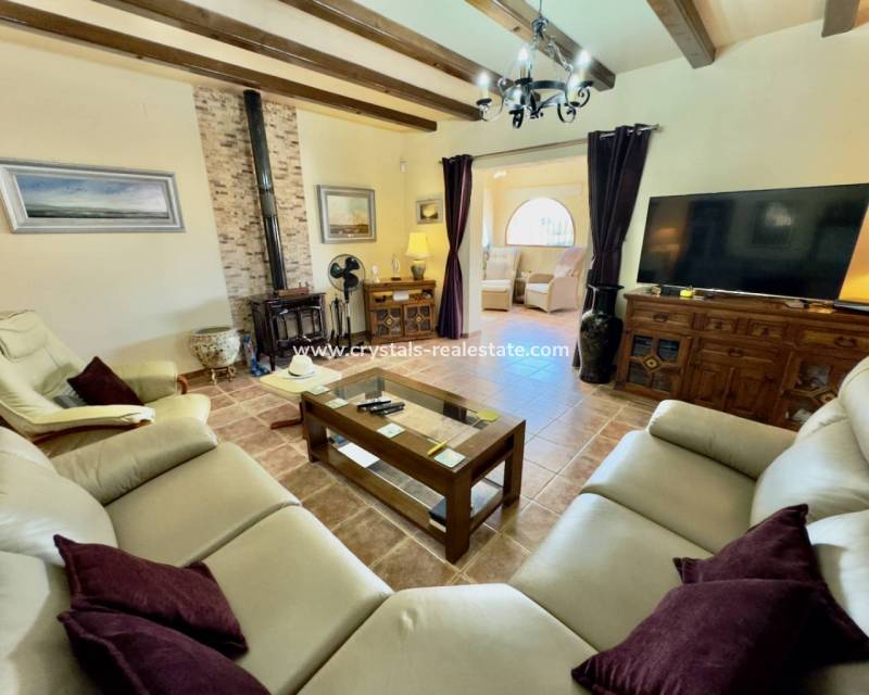 Resale - Finca / Country Property - Orihuela