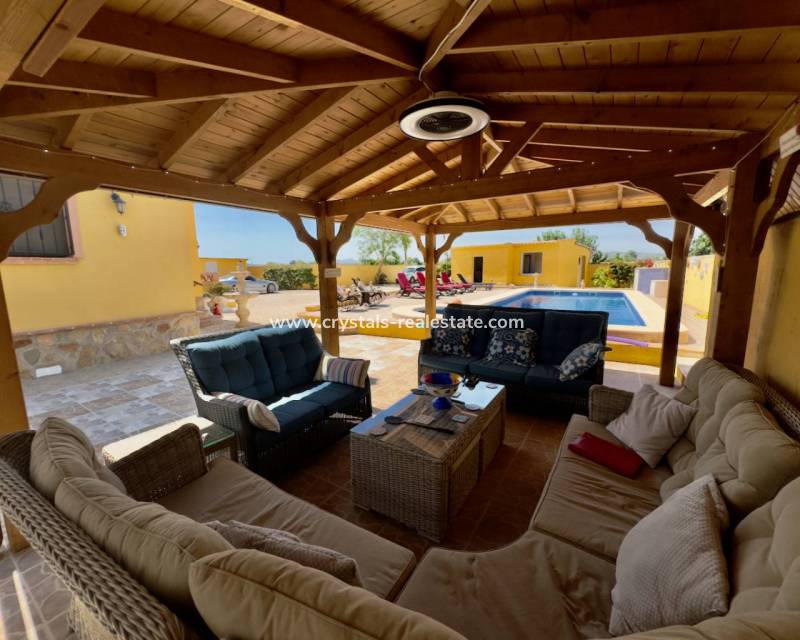 Resale - Finca / Country Property - Orihuela