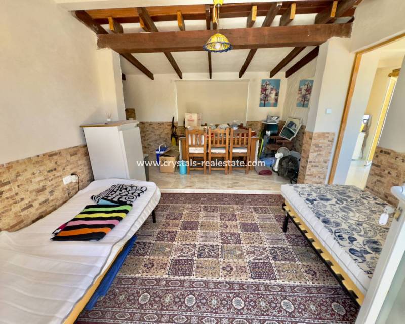 Resale - Finca / Country Property - Orihuela