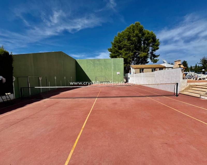 Resale - Finca / Country Property - Castalla