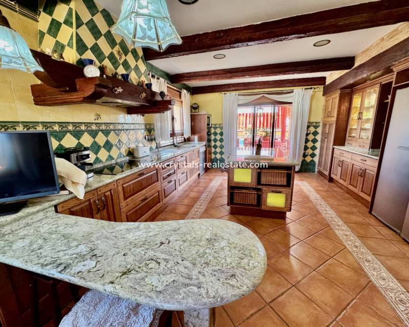 Venta - Finca / Country Property - Los Montesinos