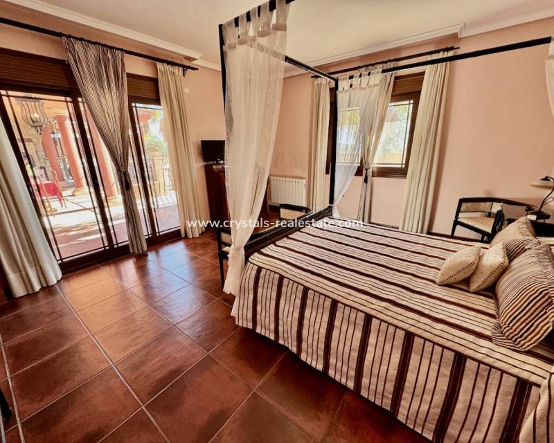 Venta - Finca / Country Property - Los Montesinos