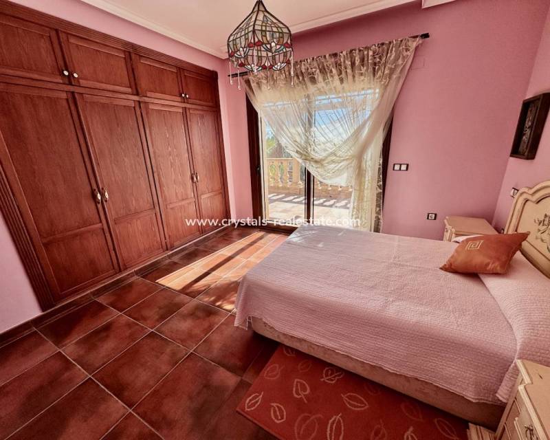 Venta - Finca / Country Property - Los Montesinos