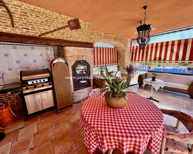 Venta - Finca / Country Property - Los Montesinos