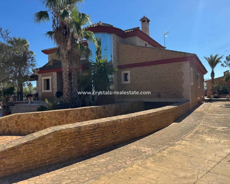 Venta - Finca / Country Property - Los Montesinos