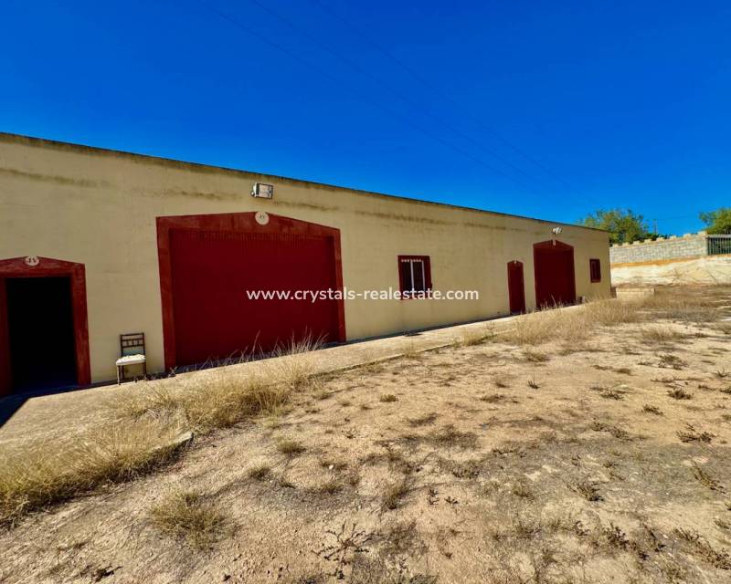 Venta - Finca / Country Property - Los Montesinos