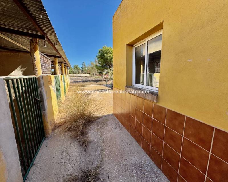 Venta - Finca / Country Property - Los Montesinos